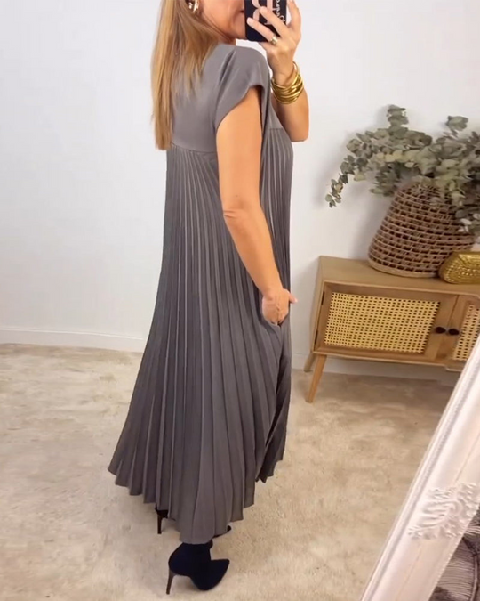 Gabi | Elegantes plissiertes Maxikleid