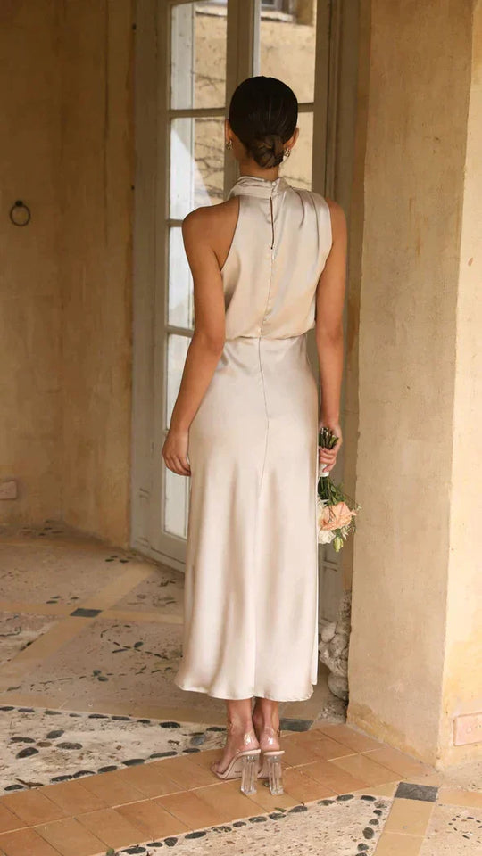 Lanna - Glänzendes Maxileid | Elegantes Abendkleid | Schick