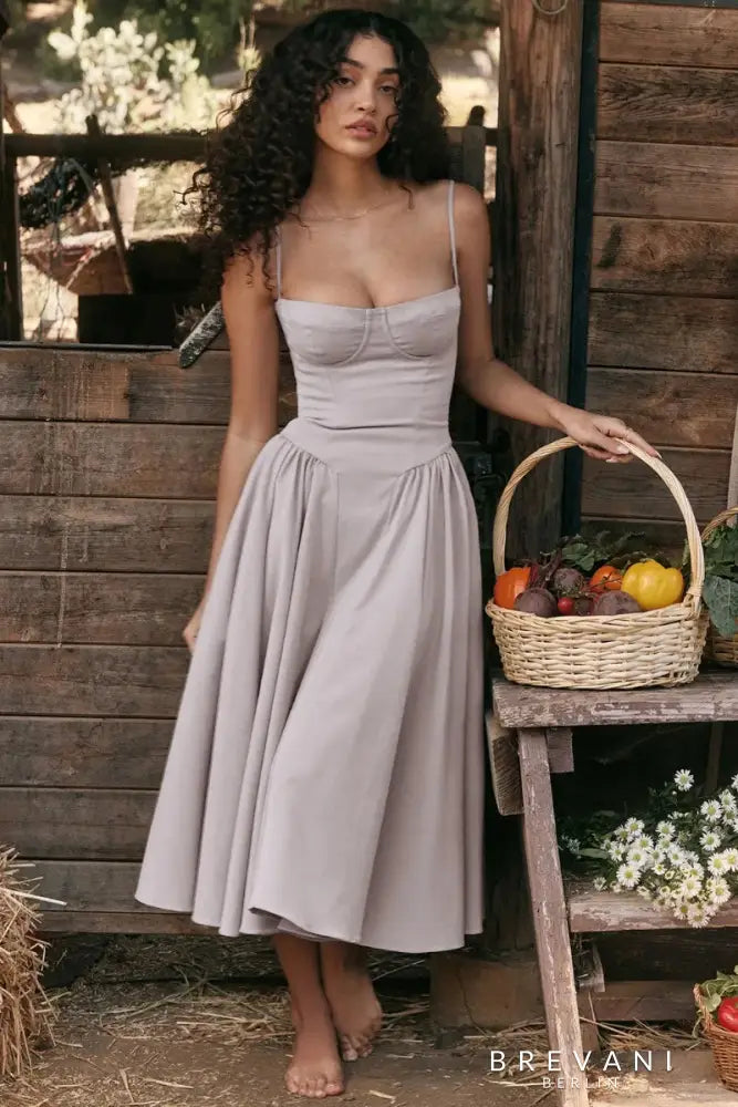 Ellie | Elegantes ärmelloses Midikleid mit Korsett